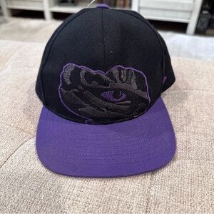 ⭐️ LSU Tigers Zephyr flat bill SnapBack  ball cap EUC